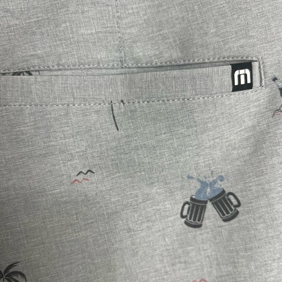 Travis Mathew STRAIGHT SHOT SHORT 9IN NWT Gray - Picture 8 of 8